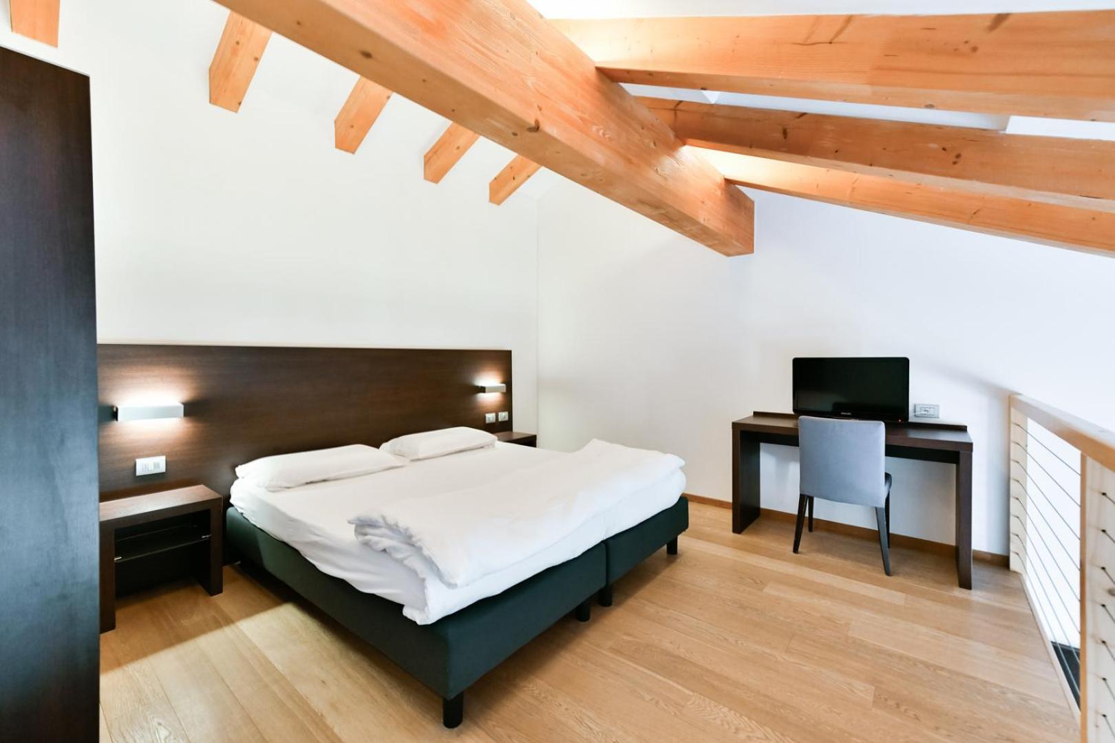 ואסון Hotel Montana מראה חיצוני תמונה